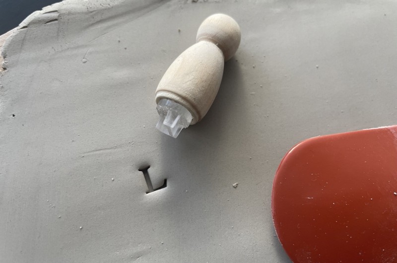 Tampon Poterie personnalisé initiale