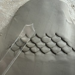 Outil &eacute;cailles pour modelage en acrylique